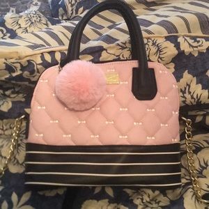 Betsy Johnson pink quilted purse- never used!